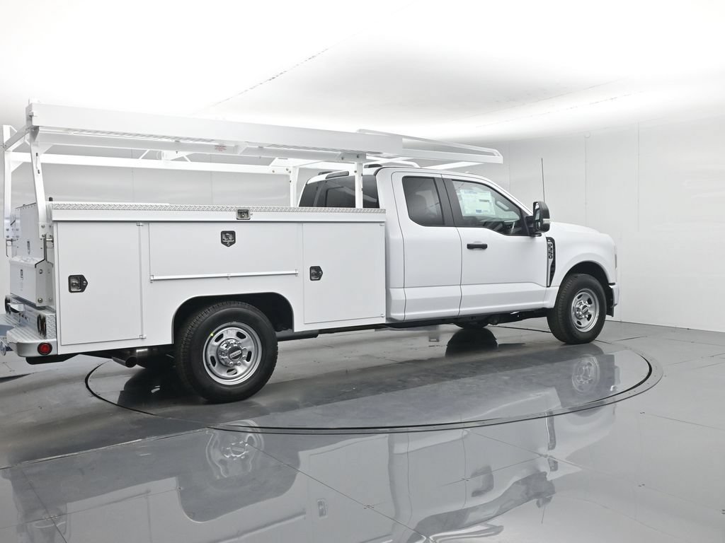 New 2026 Ford F350 XL w/ XL Chrome Package RWD image 36