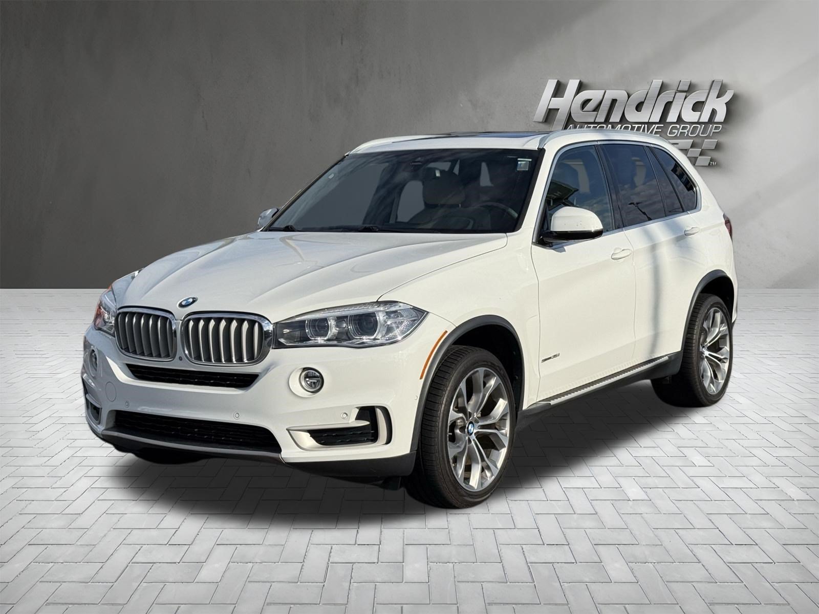 Used 2018 BMW X5 sDrive35i RWD image 5