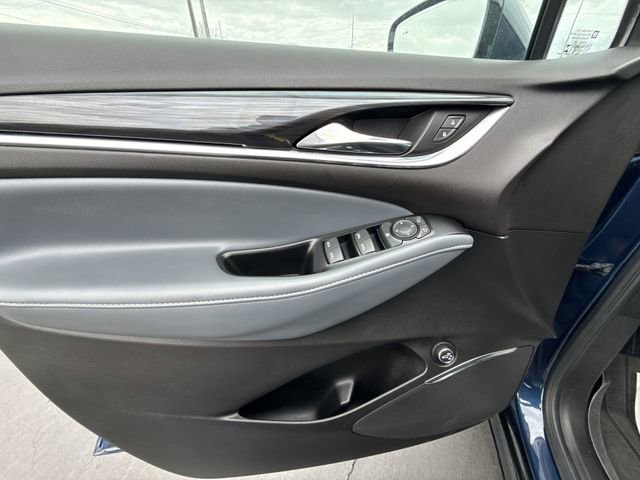 Certified 2023 Buick Enclave Essence AWD/4WD image 21