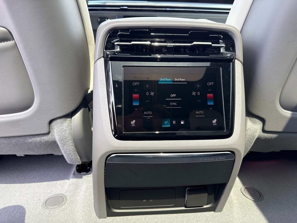 New 2026 Cadillac Escalade IQ Luxury 1 image 17