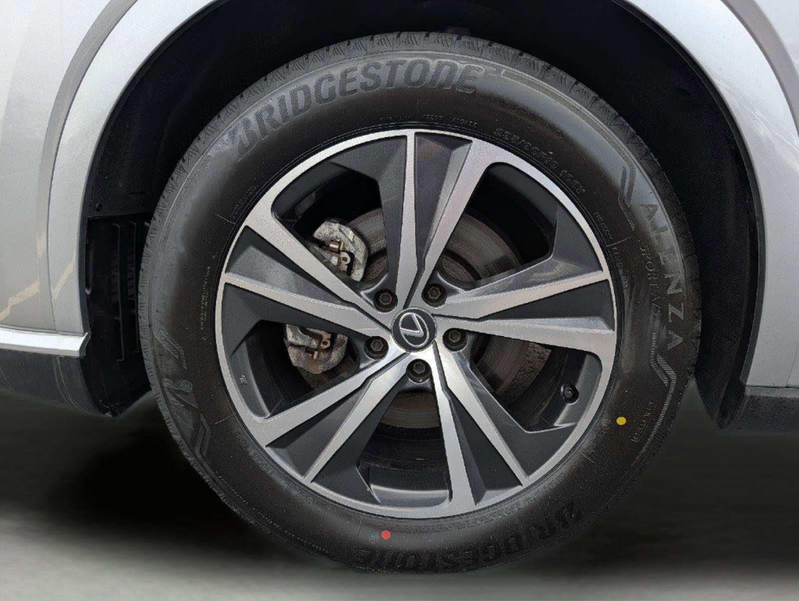 Used 2023 Lexus RX 350h w/ Cold Area Package AWD/4WD image 29