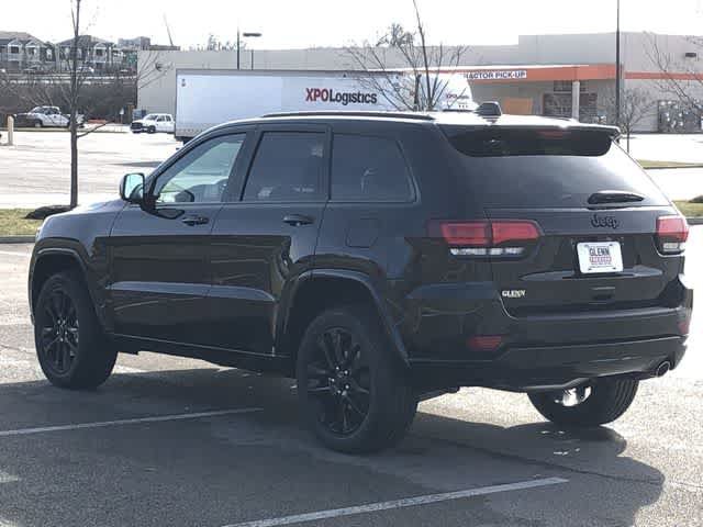 Used 2019 Jeep Grand Cherokee Altitude AWD/4WD image 13