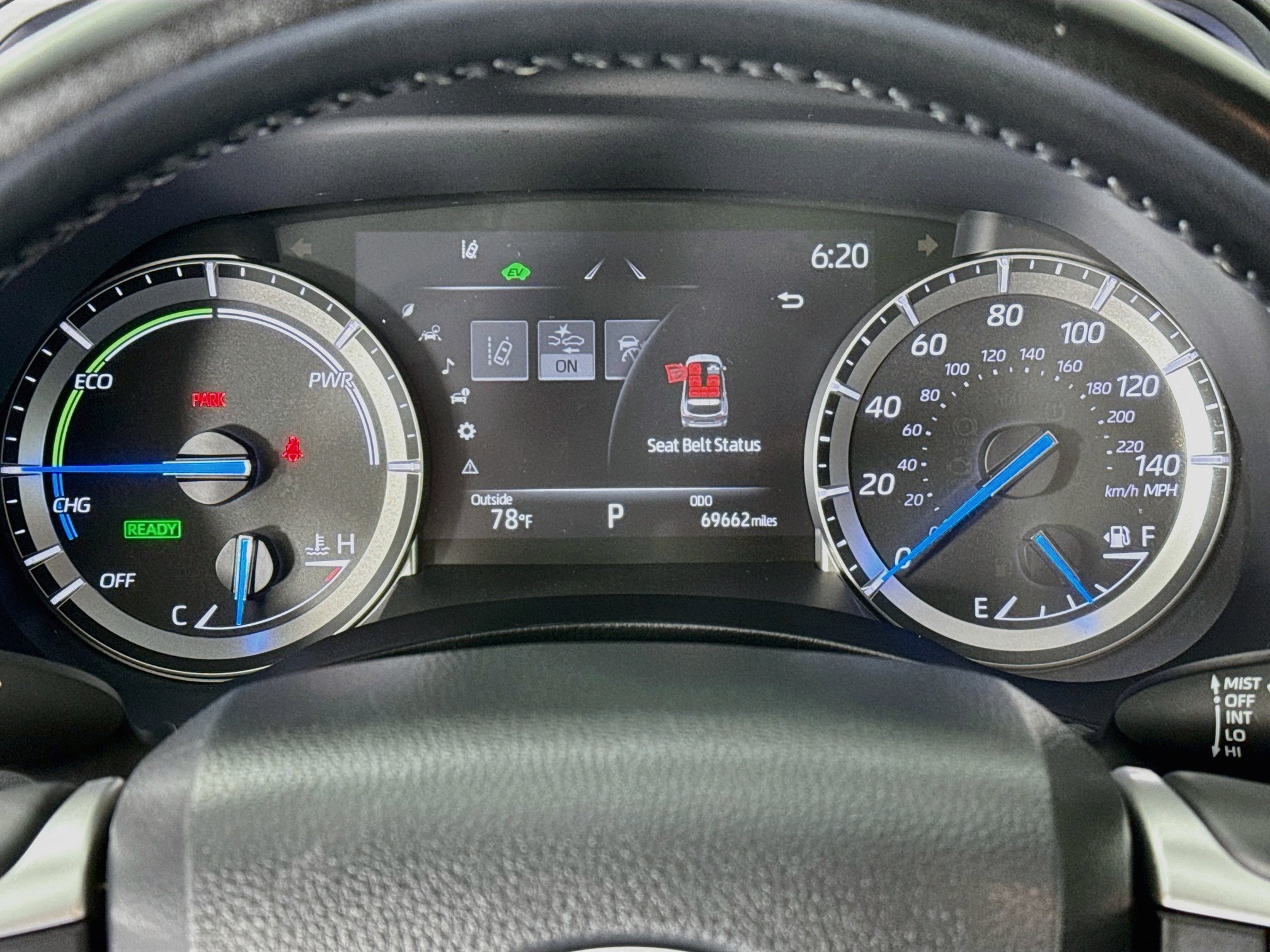 Used 2022 Toyota Highlander XLE AWD/4WD image 12