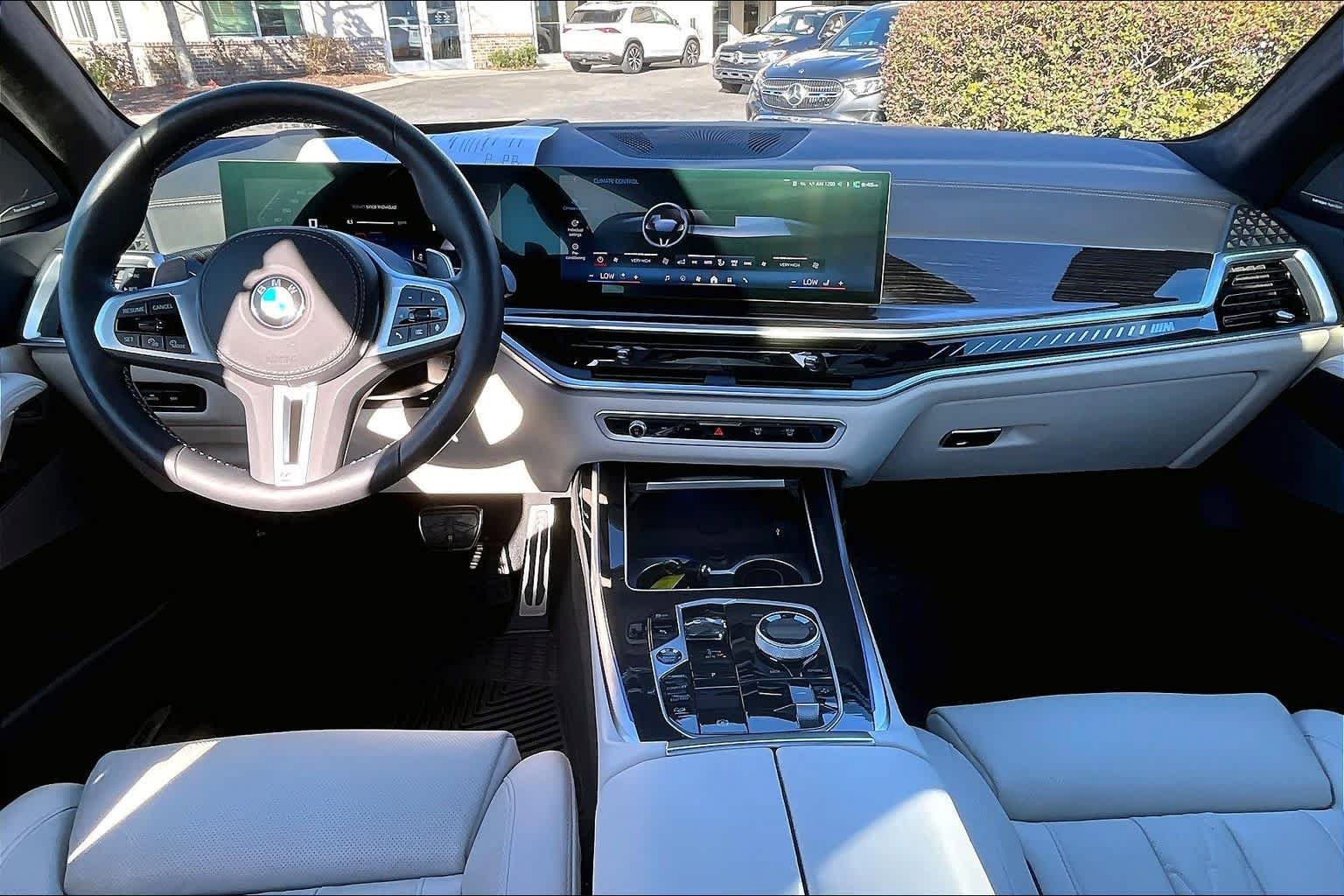 Used 2026 BMW X7 M60i image 16