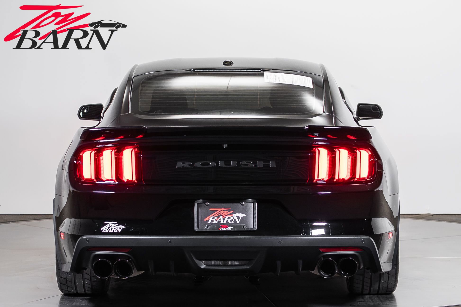 Used 2016 Ford Mustang GT Premium w/ GT Performance Package RWD image 4