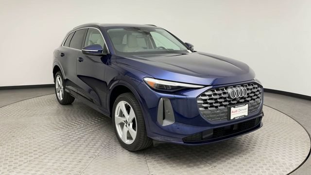 Used 2025 Audi Q5 Premium w/ Premium Plus AWD/4WD image 8