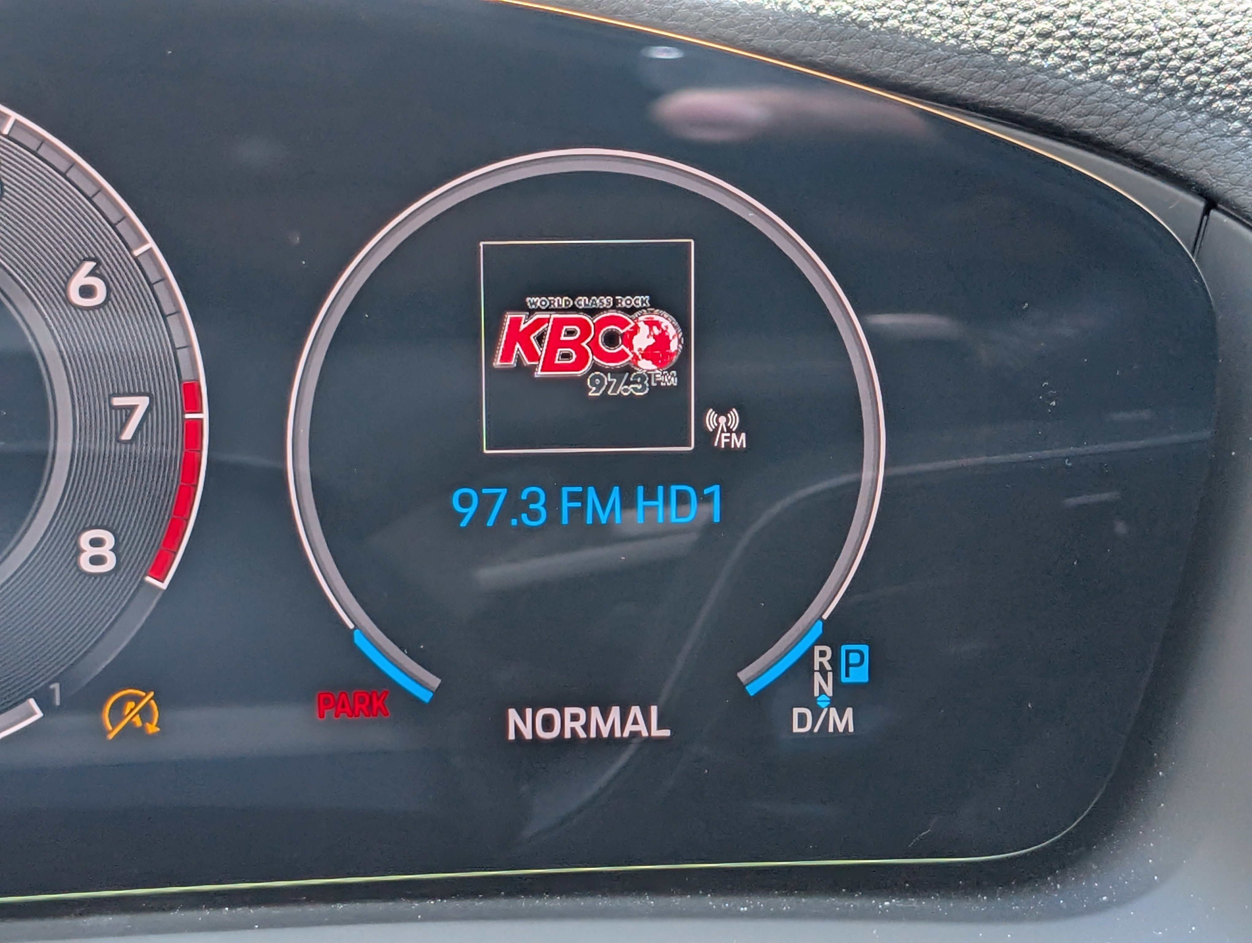 Certified 2025 Porsche Panamera 4 image 32