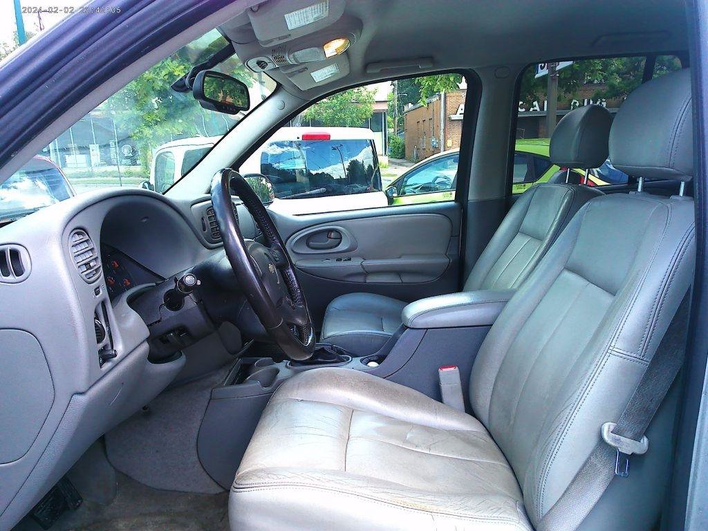Used 2008 Chevrolet TrailBlazer LT AWD/4WD image 7