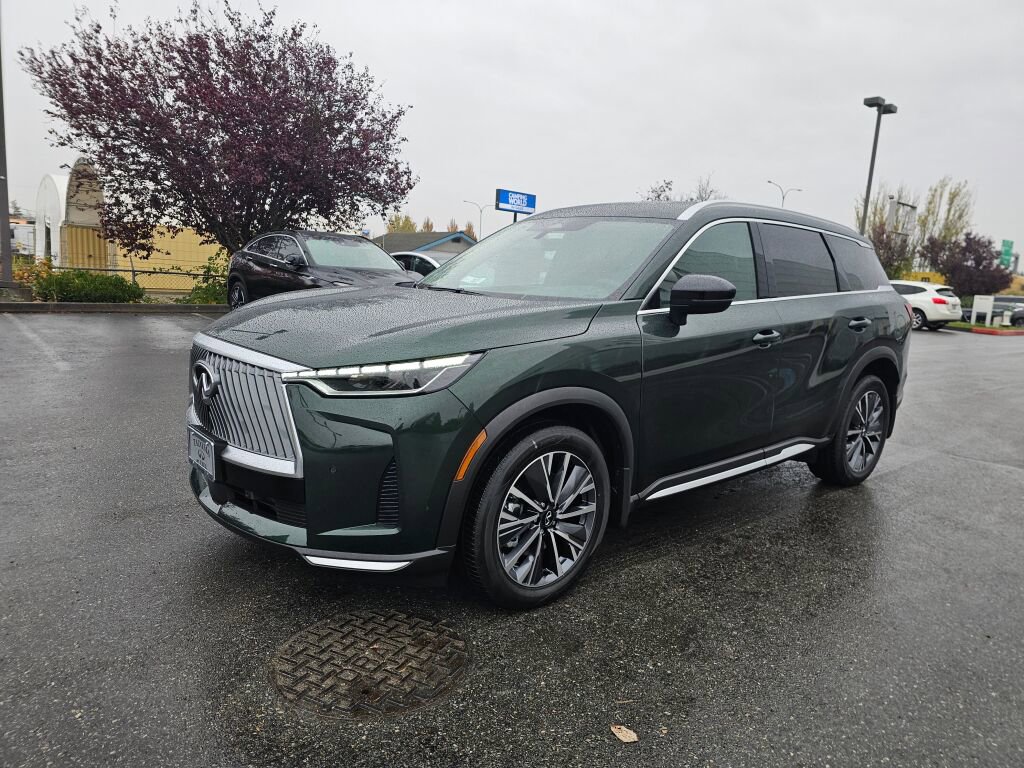 New 2026 INFINITI QX60 Luxe image 3