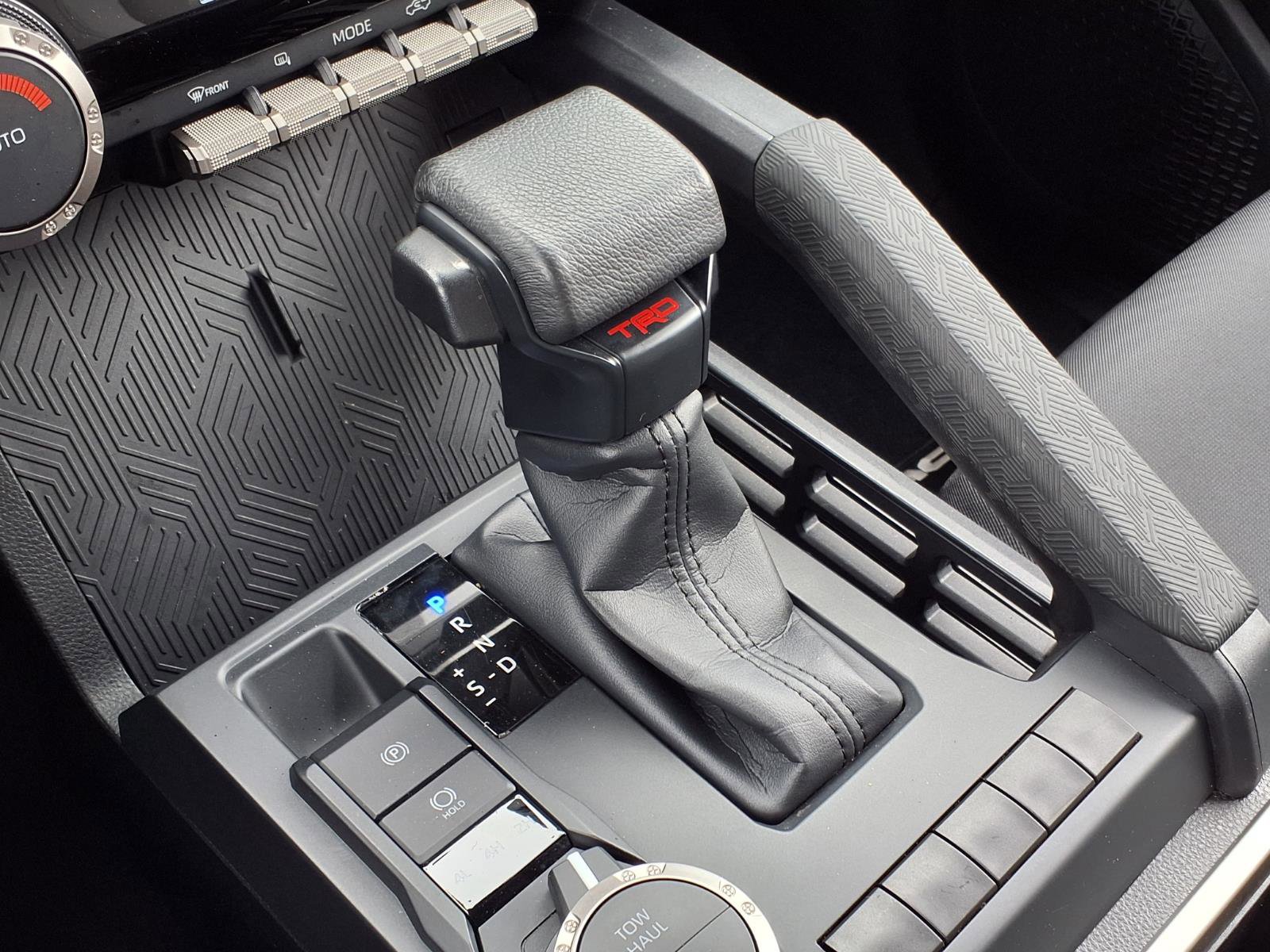 Certified 2025 Toyota Tacoma TRD Sport AWD/4WD image 18