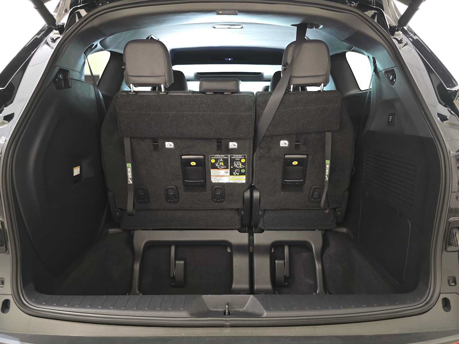 Certified 2024 Toyota Sienna XLE Woodland Edition AWD/4WD image 29