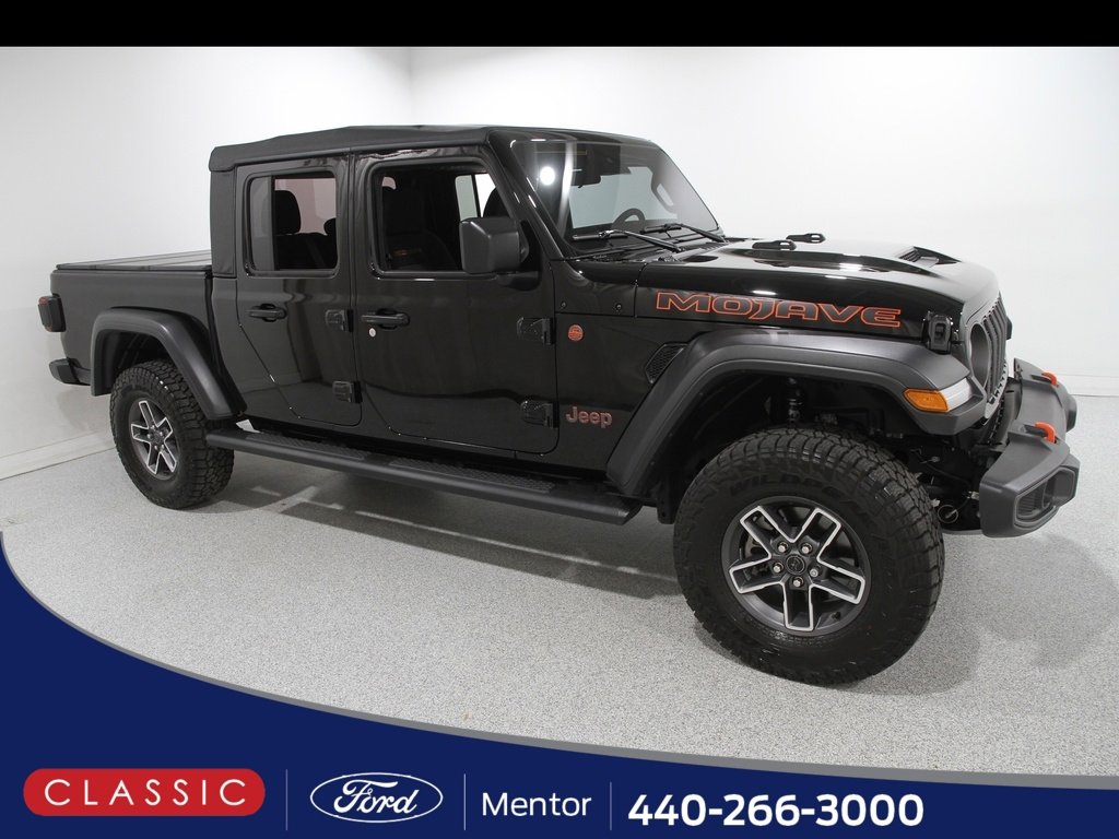 Used 2025 Jeep Gladiator Mojave w/ Convenience Group