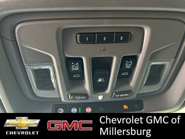 Used 2022 GMC Sierra 3500 Denali image 23