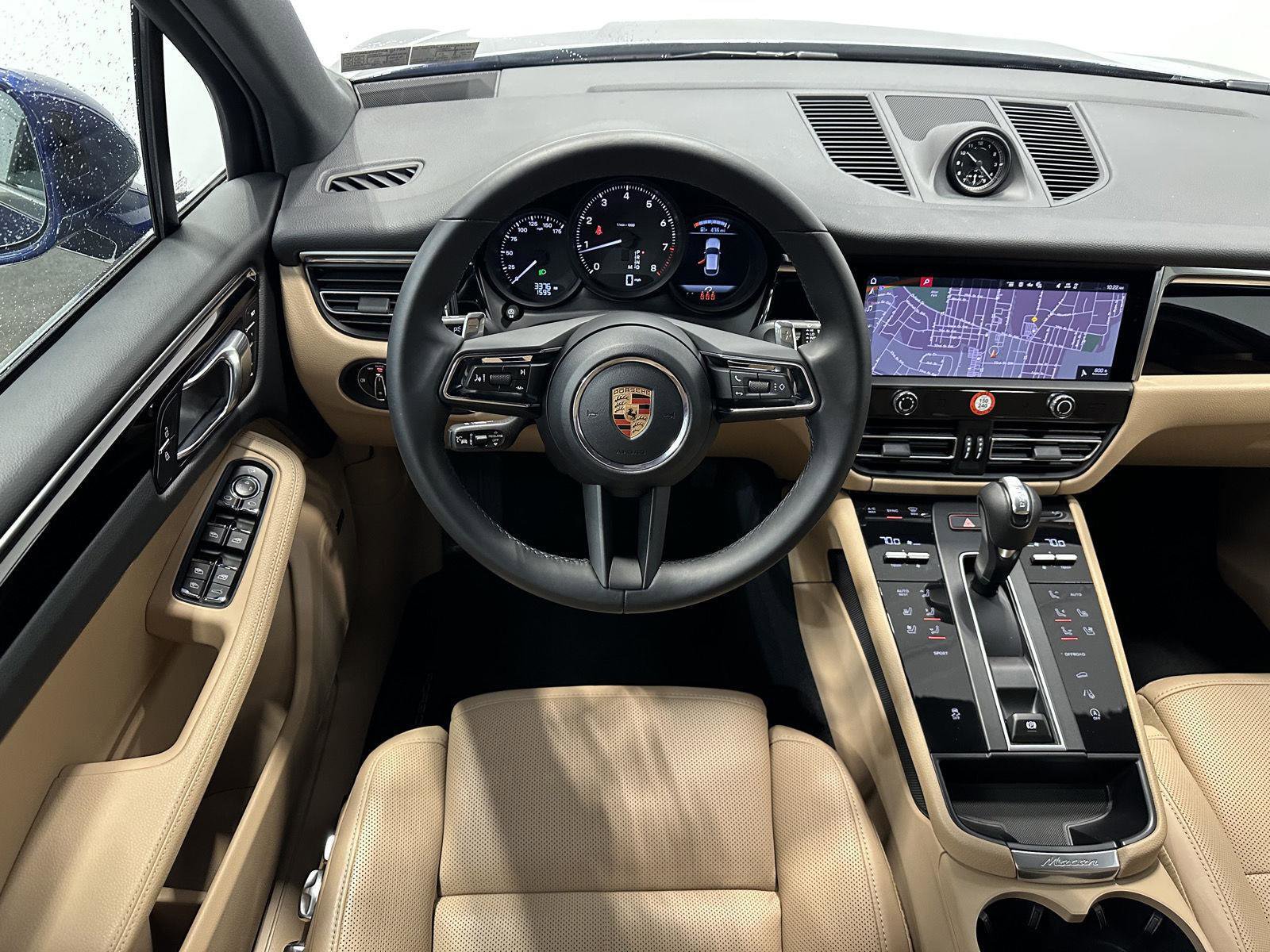 Certified 2026 Porsche Macan AWD/4WD image 27