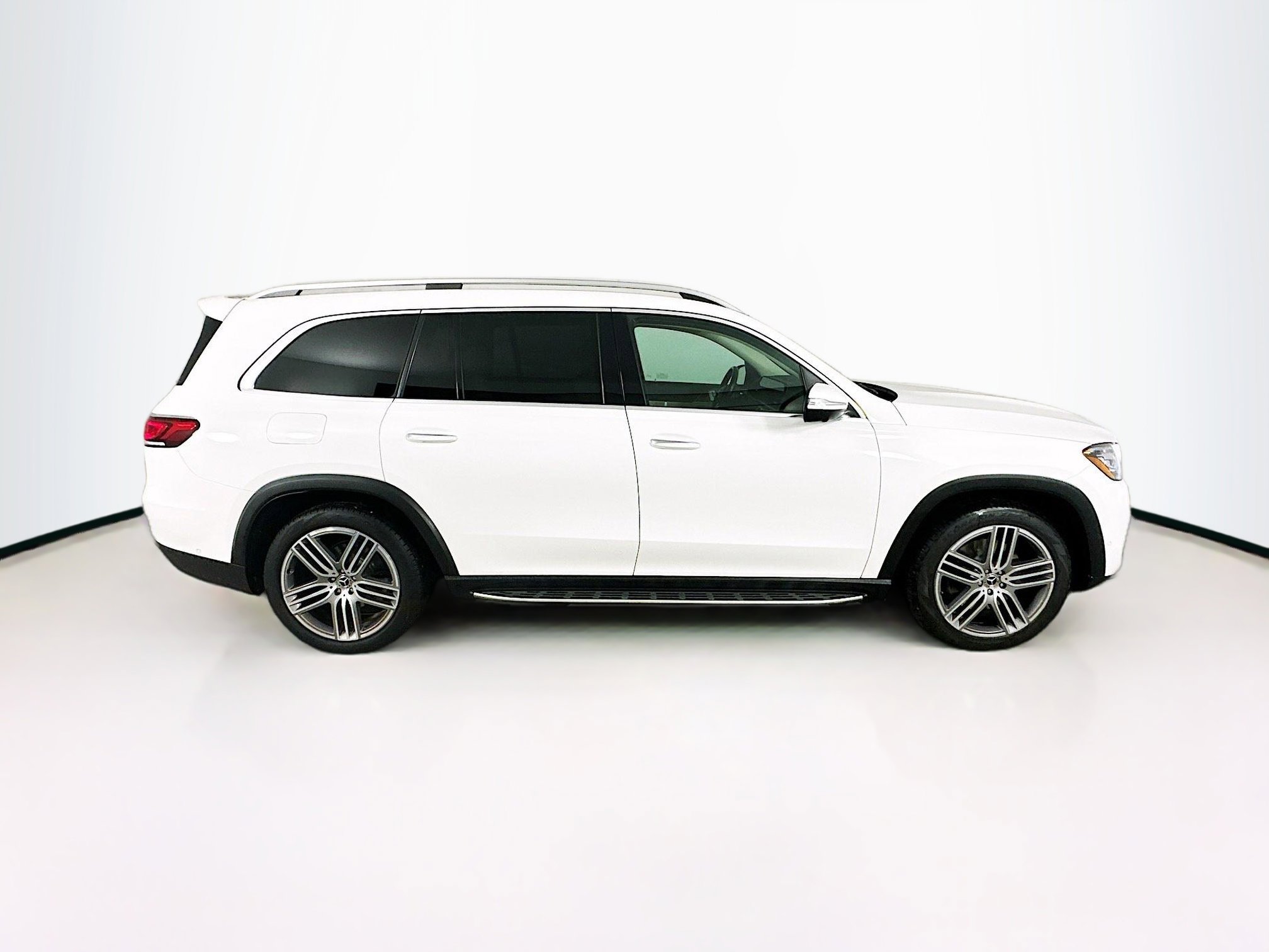 Used 2021 Mercedes-Benz GLS 450 4MATIC image 8
