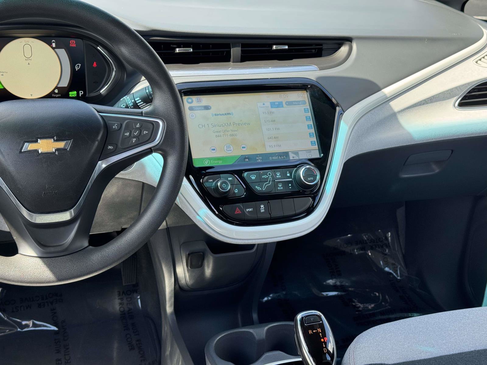 Used 2018 Chevrolet Bolt LT FWD image 3