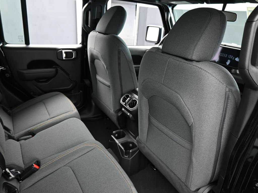 New 2026 Jeep Gladiator Sport AWD/4WD image 36