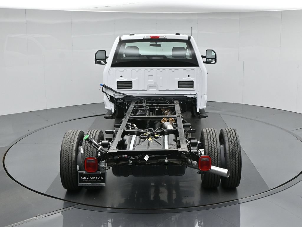 New 2026 Ford F450 XL w/ XL Chrome Package RWD image 30