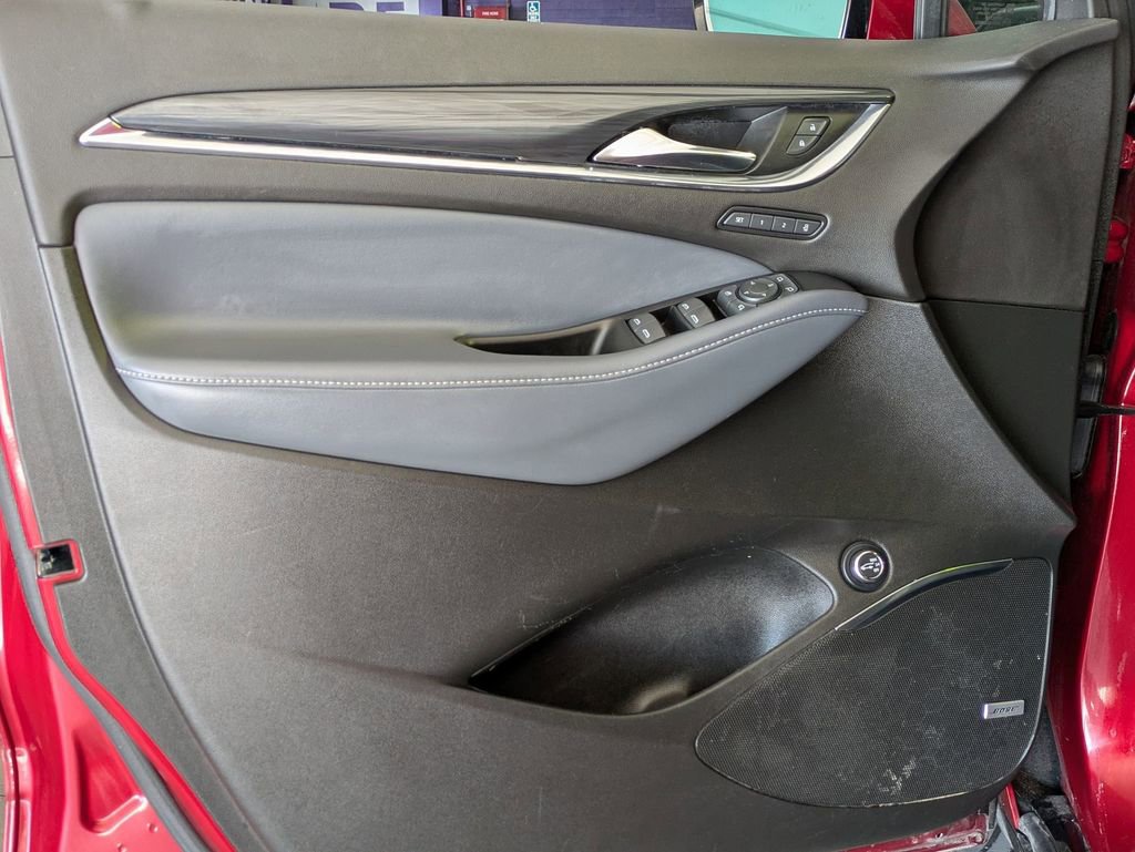 Used 2024 Buick Enclave Premium FWD image 11