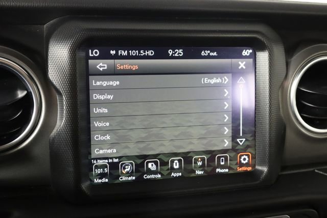 Used 2022 Jeep Wrangler Unlimited Rubicon AWD/4WD image 28