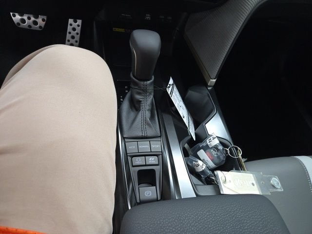 New 2026 Toyota Camry SE FWD image 24