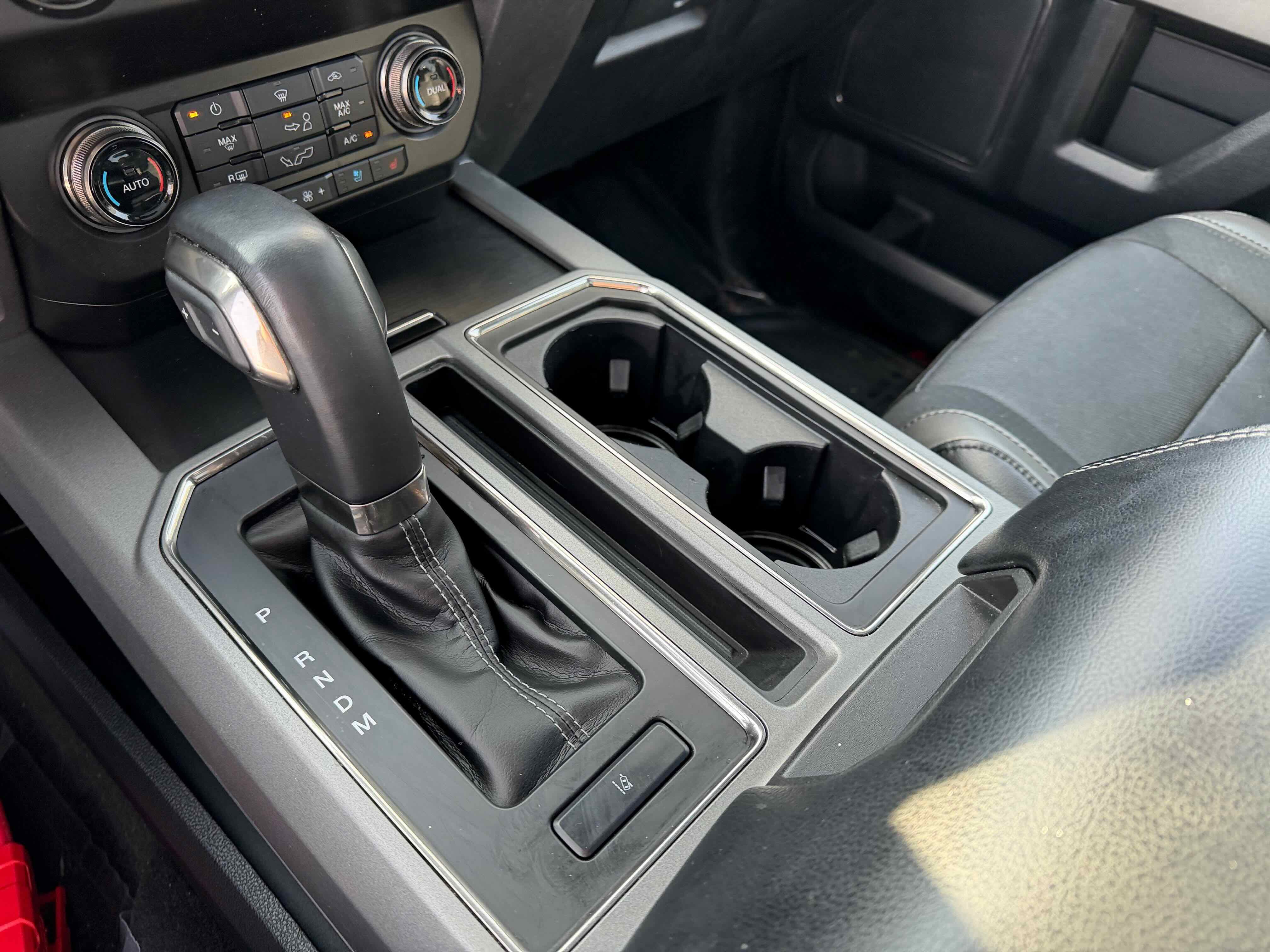 Used 2020 Ford F150 Raptor w/ Equipment Group 802A Luxury image 25