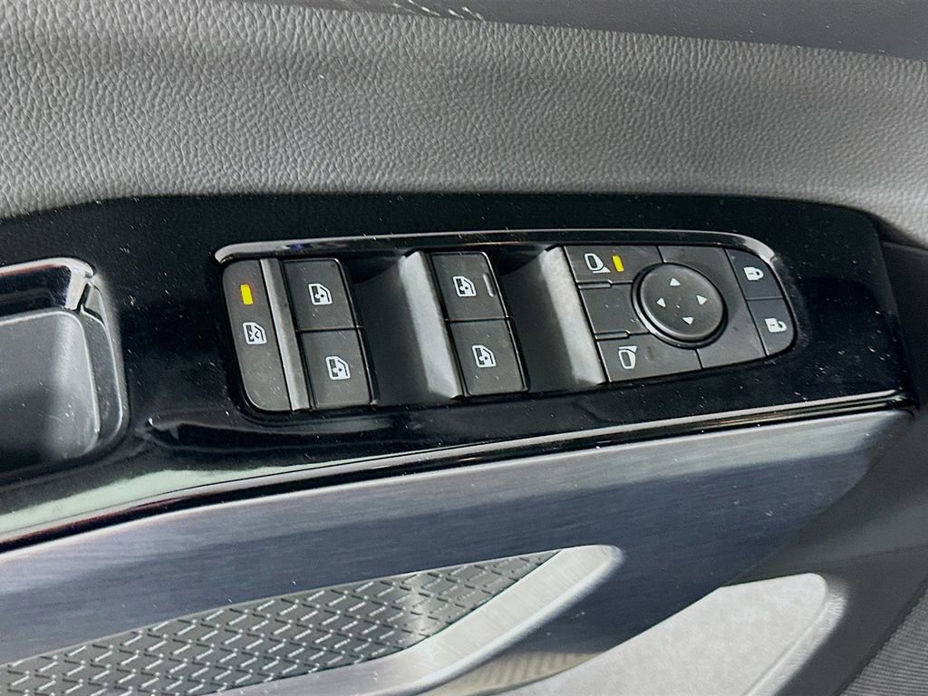 New 2026 Nissan Pathfinder SL image 23