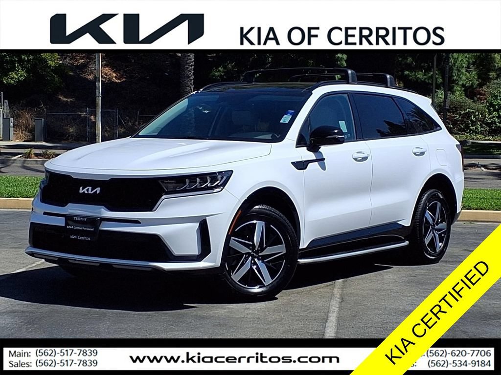 Certified 2023 Kia Sorento S w/ Panoramic Sunroof Package