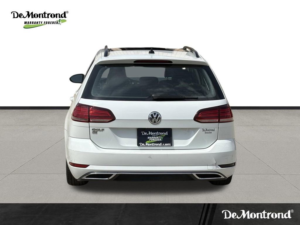 Used 2019 Volkswagen Golf SE image 6