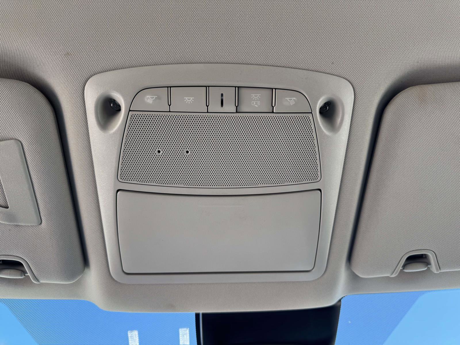 Used 2019 Nissan Rogue S image 28