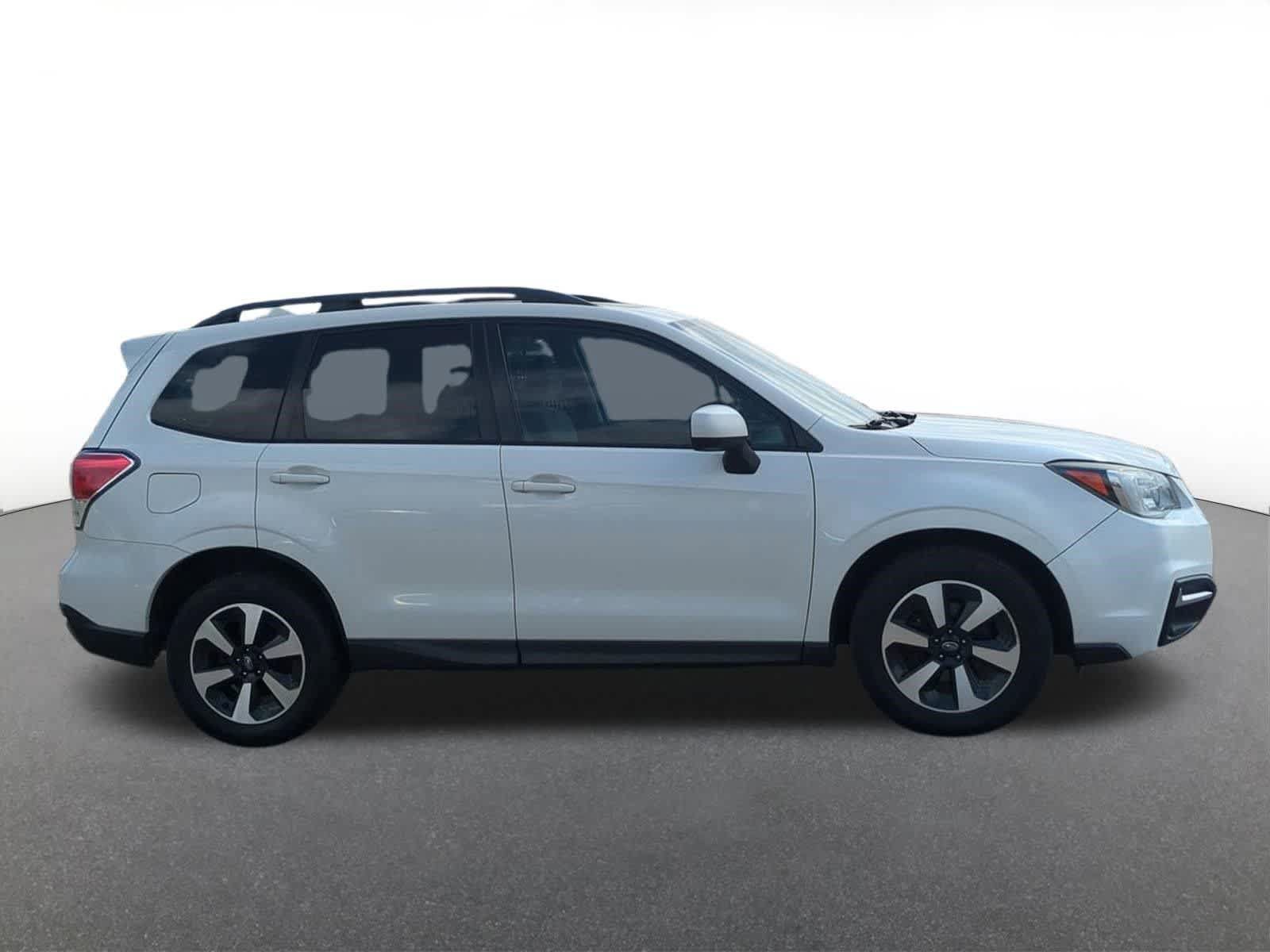 Used 2018 Subaru Forester 2.5i Premium AWD/4WD image 7
