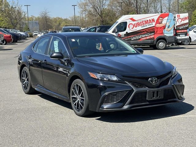 Used 2023 Toyota Camry SE