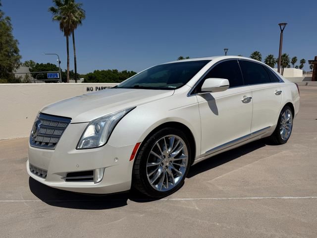 Used 2014 Cadillac XTS Platinum FWD image 3