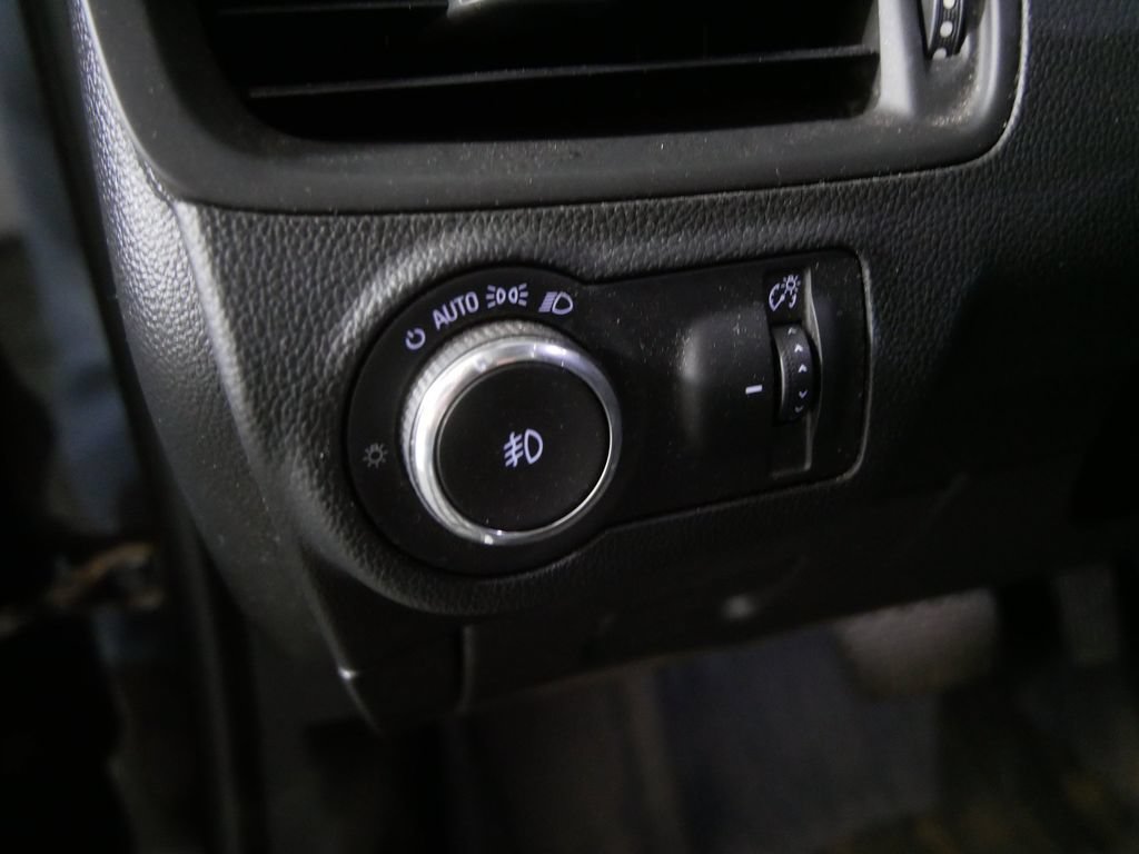 Used 2017 Buick Envision Essence AWD/4WD image 15