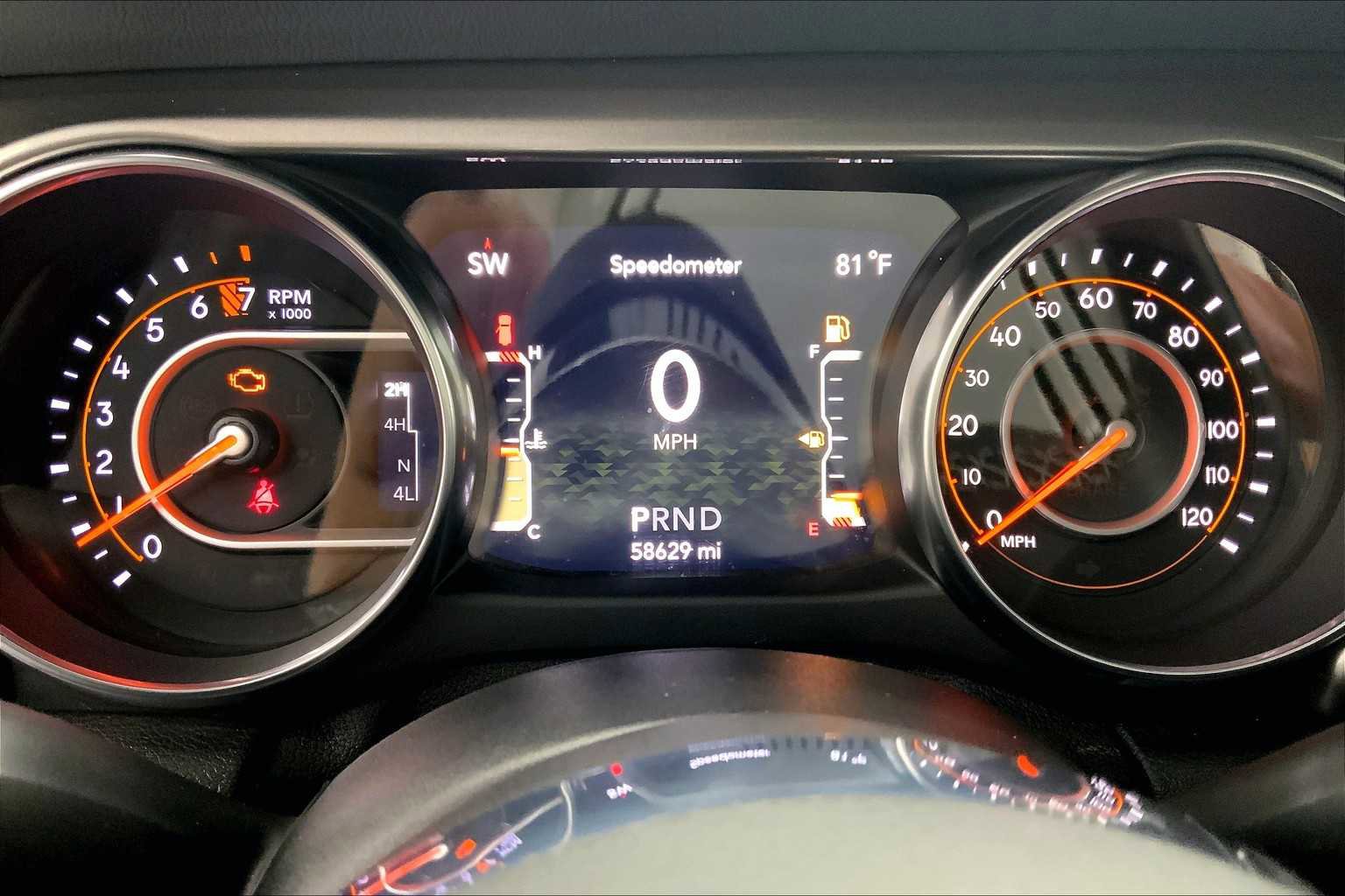 Used 2020 Jeep Wrangler Unlimited Sahara image 22