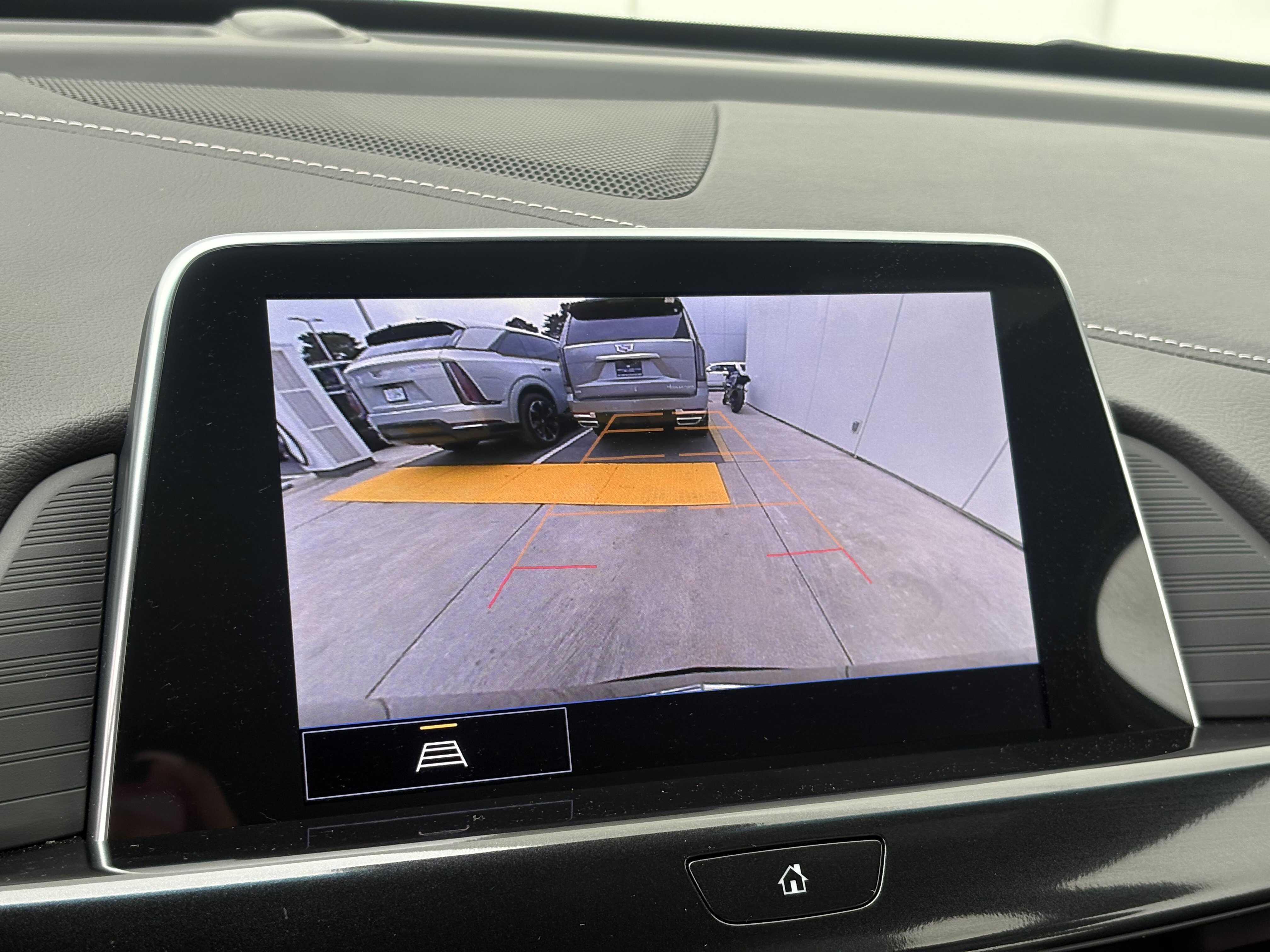 Certified 2025 Cadillac CT4 V Blackwing w/ Driver Assist Package image 20