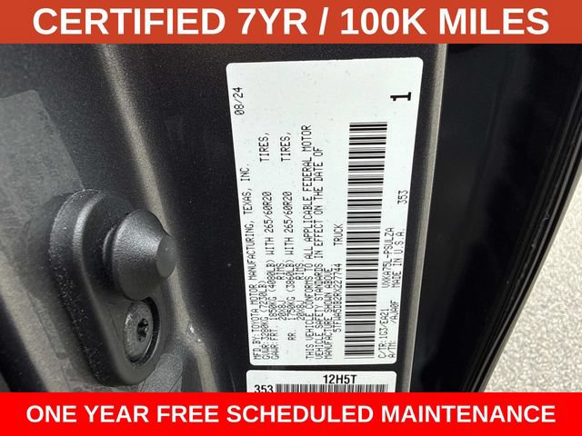 Used 2024 Toyota Tundra Limited AWD/4WD image 29