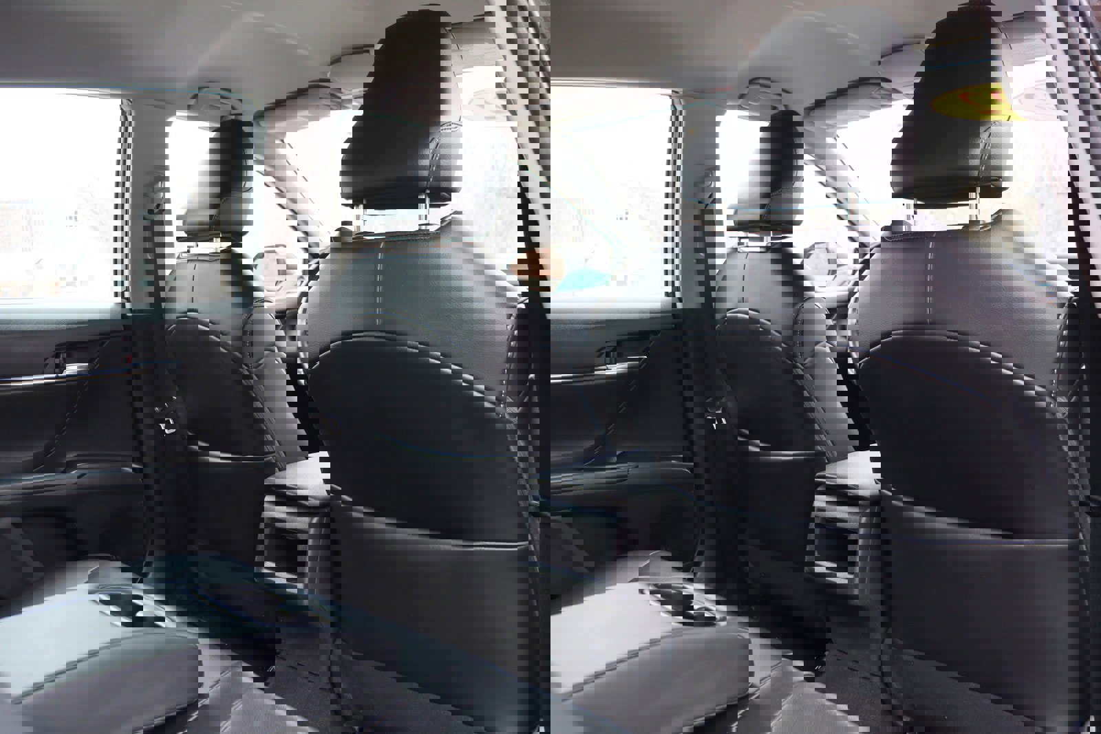 Used 2022 Toyota Camry SE image 18