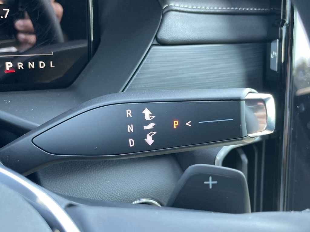 New 2026 GMC Acadia Elevation image 22