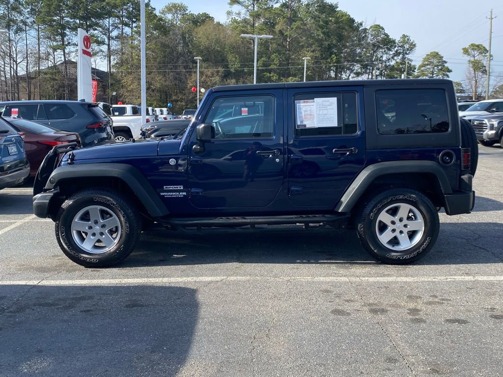 Used 2013 Jeep Wrangler Unlimited Sport image 4
