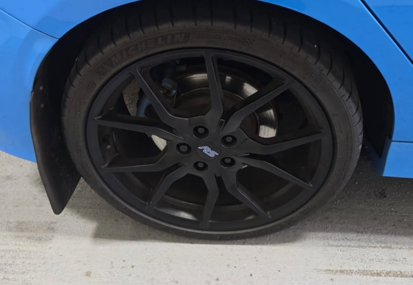 Used 2018 Ford Focus RS AWD/4WD image 3