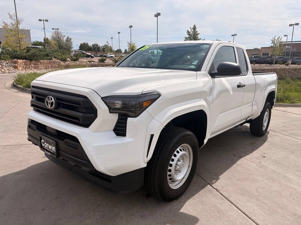 Used 2025 Toyota Tacoma SR AWD/4WD image 3