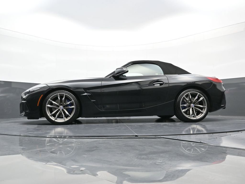Used 2023 BMW Z4 M40i w/ Premium Package image 22