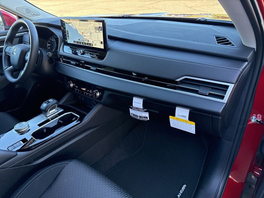 New 2025 Mitsubishi Outlander ES image 22