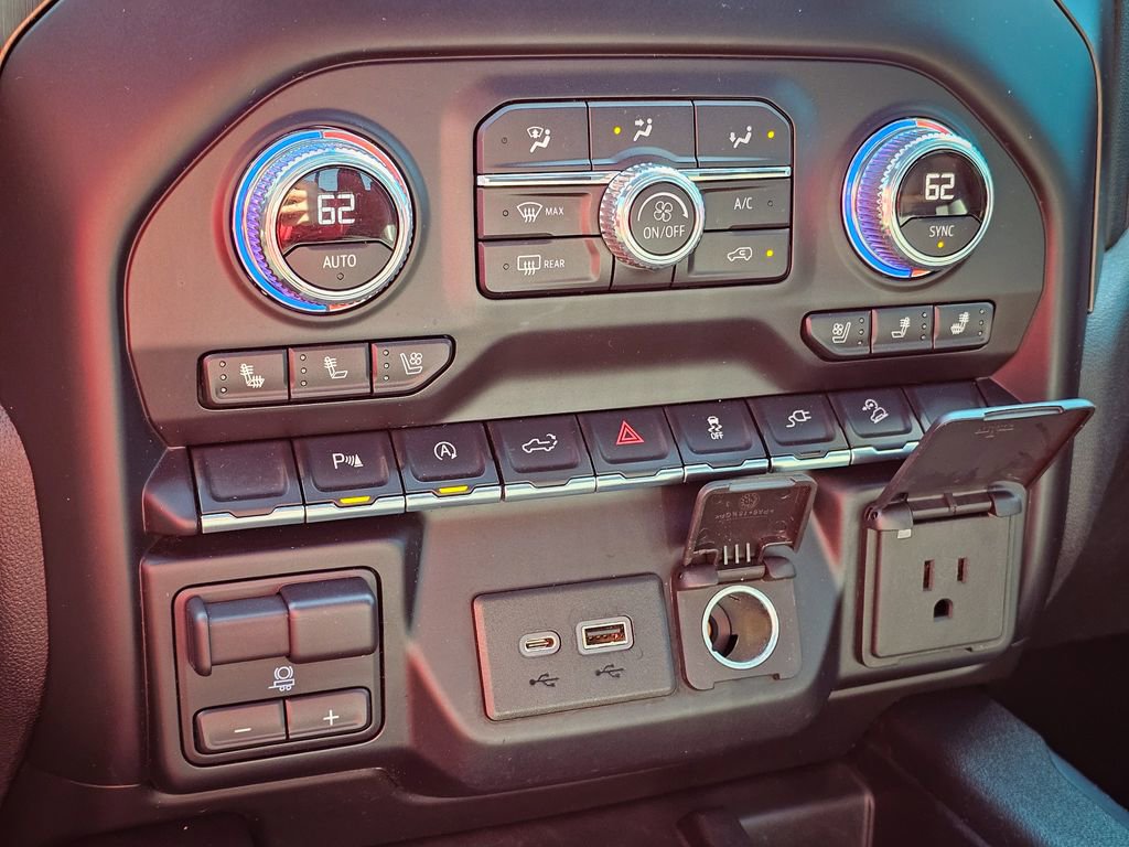 Used 2020 GMC Sierra 1500 AT4 w/ AT4 Premium Package AWD/4WD image 28