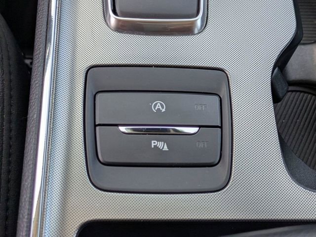 Used 2024 Ford Edge Titanium image 34