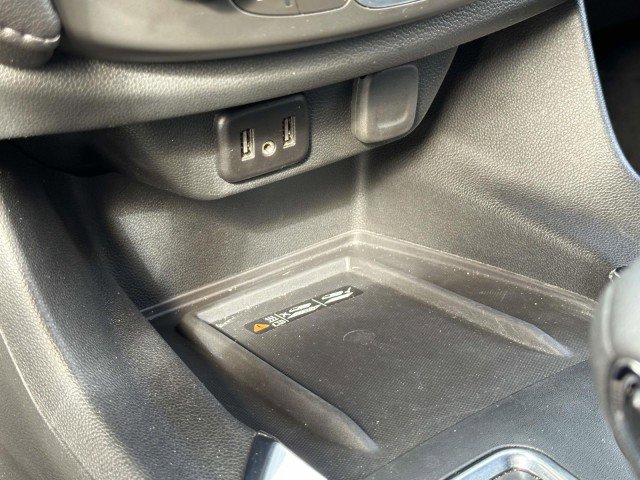 Used 2023 Chevrolet Traverse LT image 22