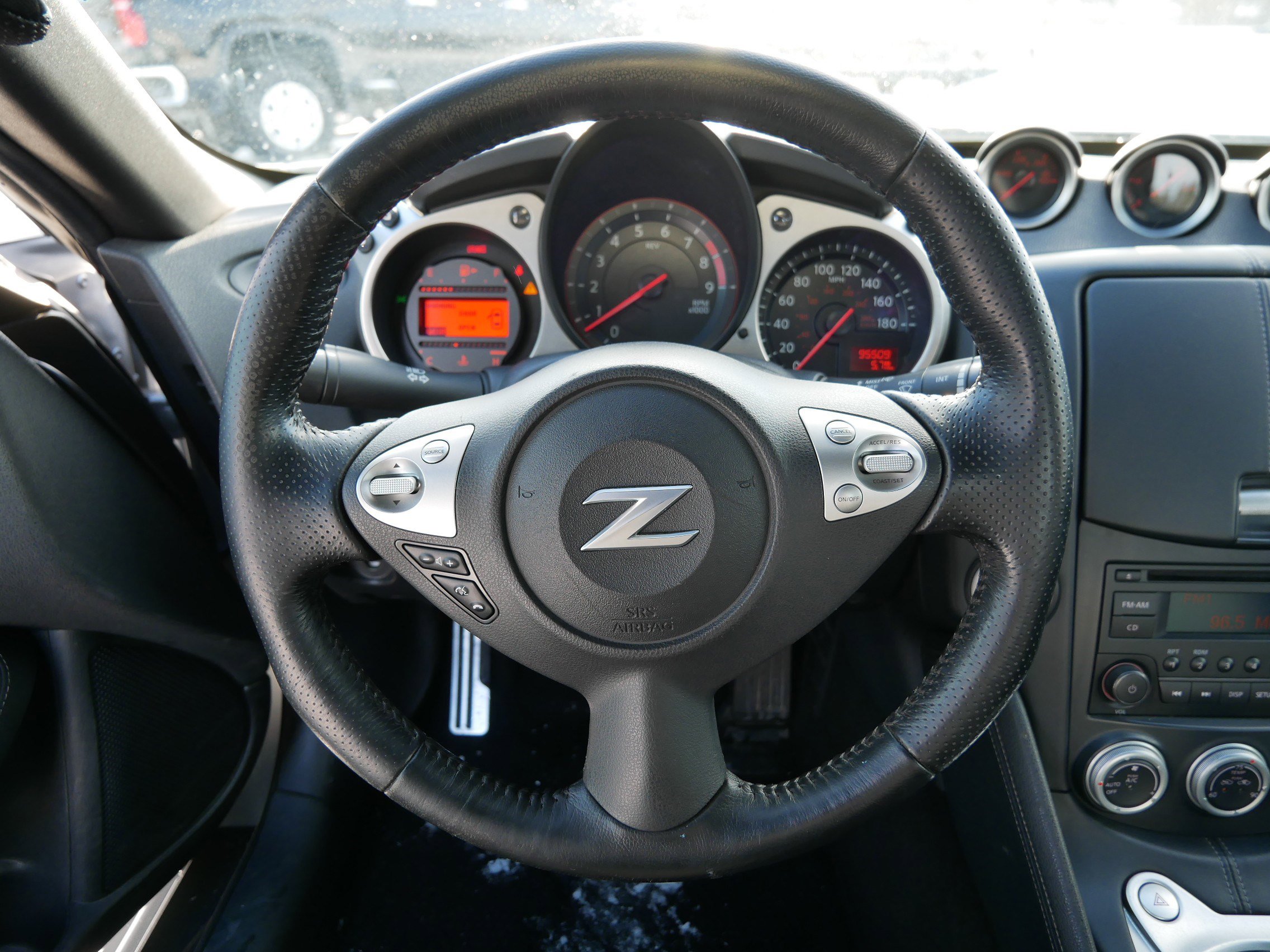 Used 2017 Nissan 370Z image 28