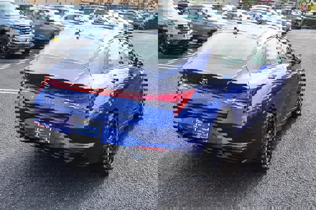 Certified 2023 Hyundai Elantra SEL image 4