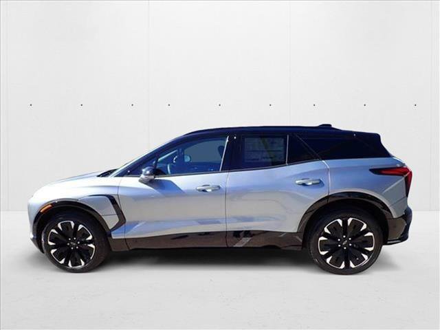 New 2025 Chevrolet Blazer EV RS w/ Super Cruise Package FWD video 3